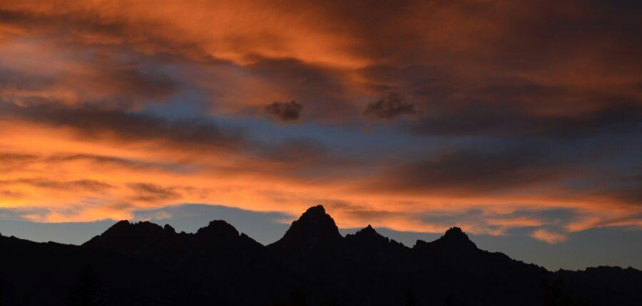 mountain silhouette in the west